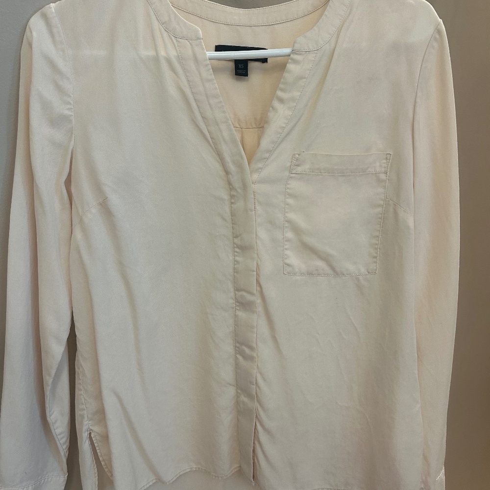 Banana Republic Split Neck Ivory Blouse XS